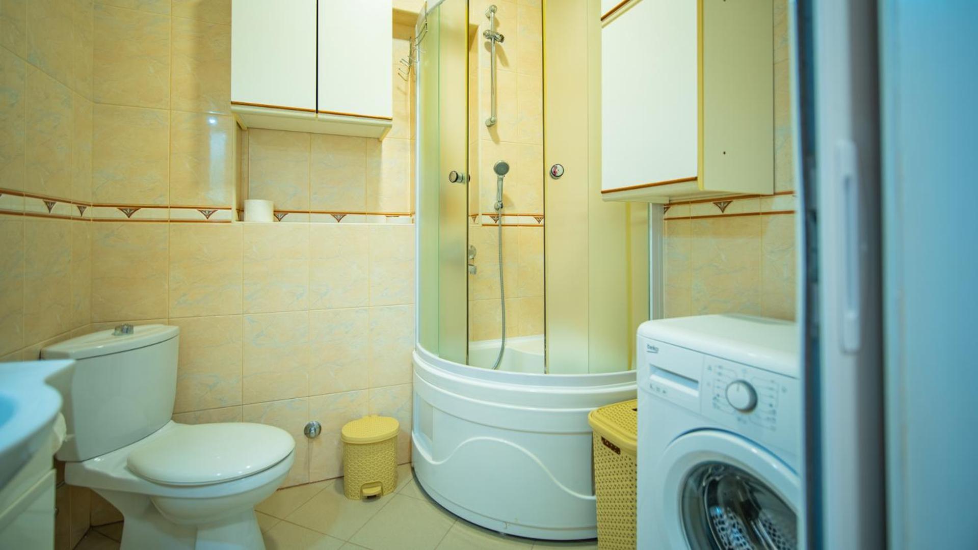 Apartmani Ana Tivat Eksteriør billede